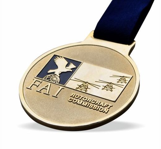 ميدالية بشريط «FAI»